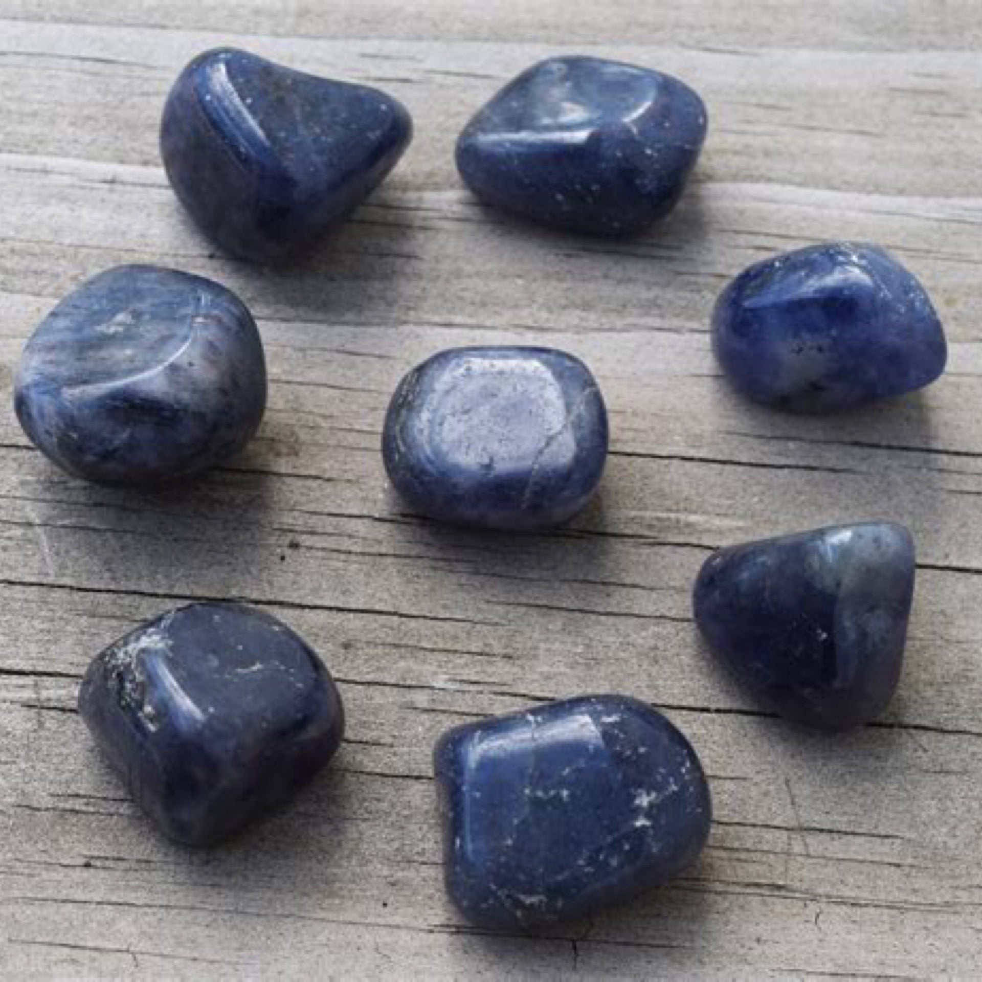 Tumbled Iolite