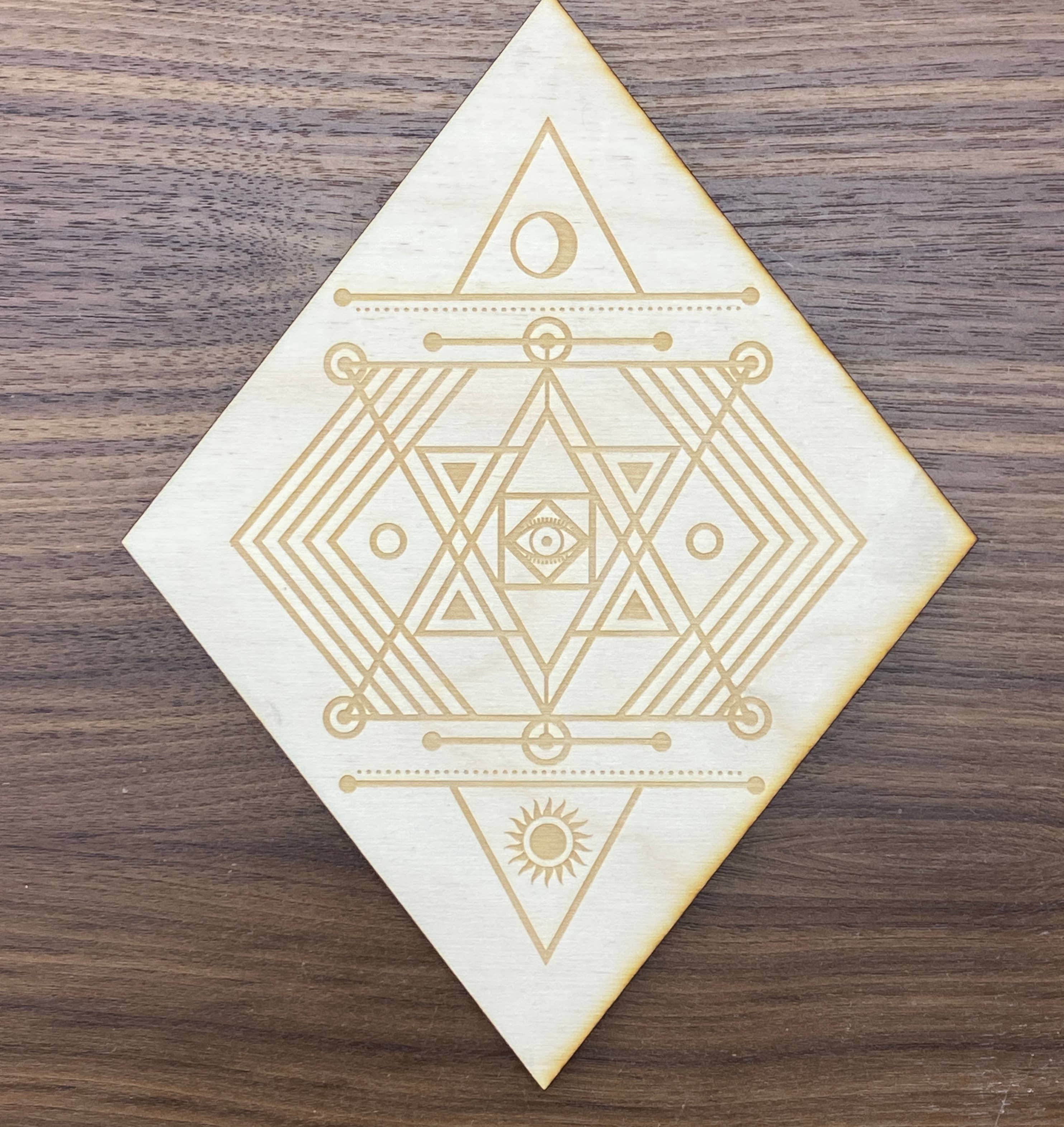 Diamond Geometric Crystal Grid - 4"